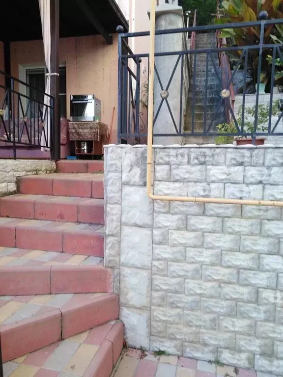 Дом в Краснодарский край, Сочи Сухумское ш., 33/31 (20 м) - Фото 1