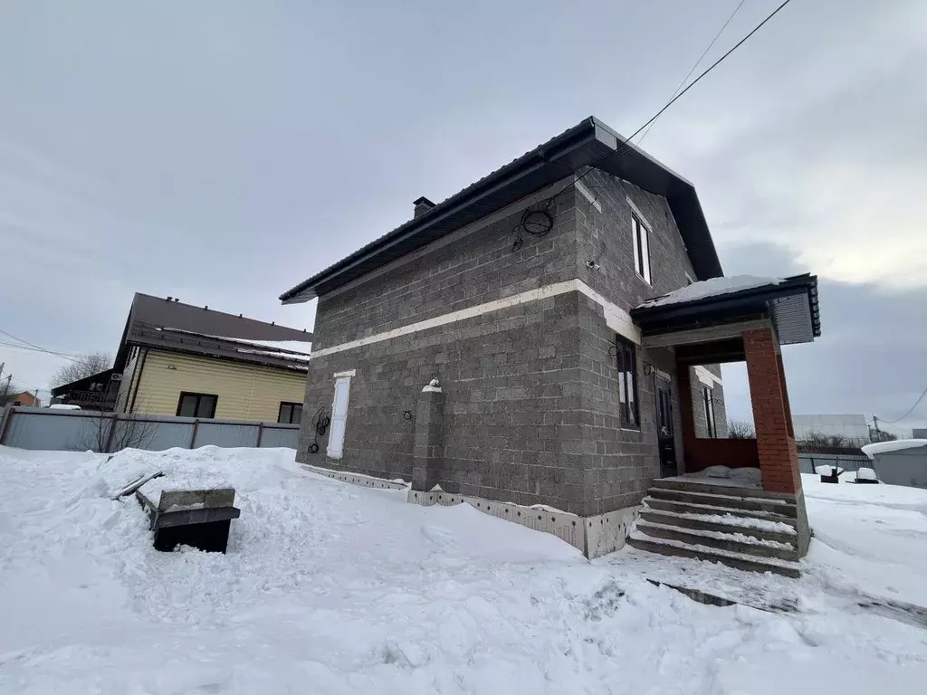 Дом в Башкортостан, Уфимский район, с. Миловка бул. Сиреневый (165 м) - Фото 1