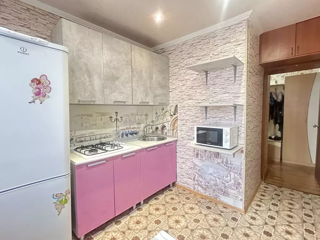 2-к кв. Омская область, Омск ул. Вострецова, 3/2 (44.2 м) - Фото 1