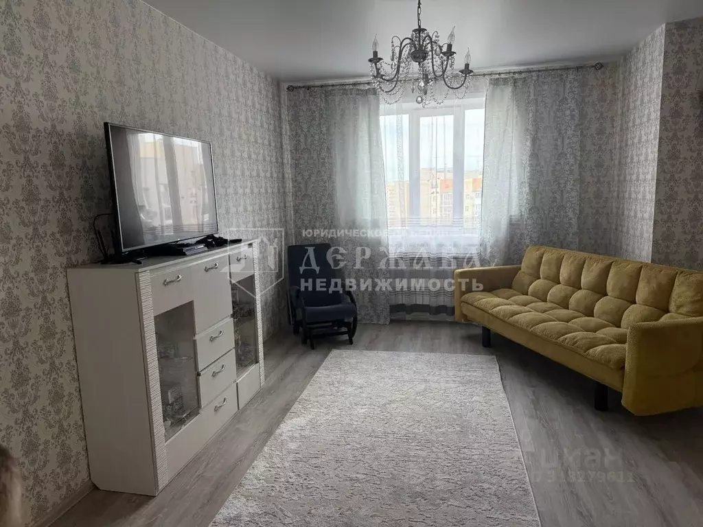 3-к кв. Кемеровская область, Кемерово просп. Шахтеров, 74В (80.2 м) - Фото 0