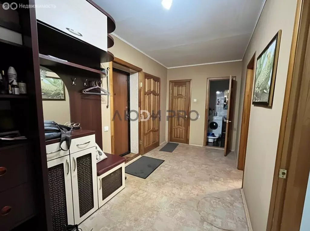 2-комнатная квартира: Энгельс, Одесская улица, 75 (71.6 м) - Фото 2