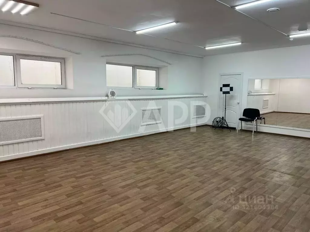 Помещение свободного назначения в Башкортостан, Стерлитамак ул. ... - Фото 0