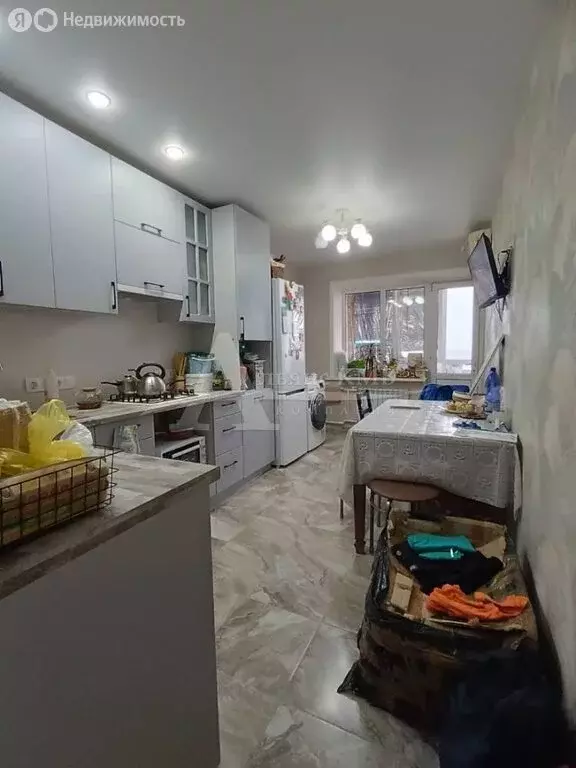 3-комнатная квартира: Зеленокумск, площадь 1 Мая, 1А (71 м) - Фото 2