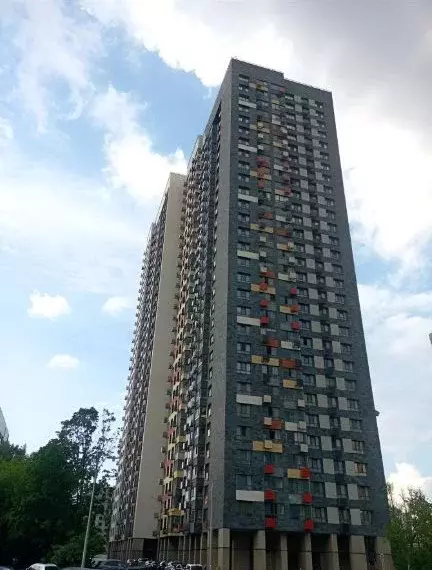 Продается 3-комнатная квартира - Фото 1