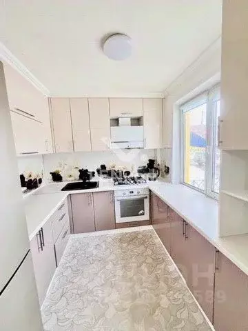 3-к кв. Удмуртия, Сарапул Молодежная ул., 21А (66.0 м) - Фото 1