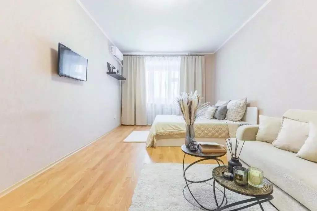 1-к кв. Татарстан, Казань Габдуллы Тукая ул., 75г (47.0 м) - Фото 1