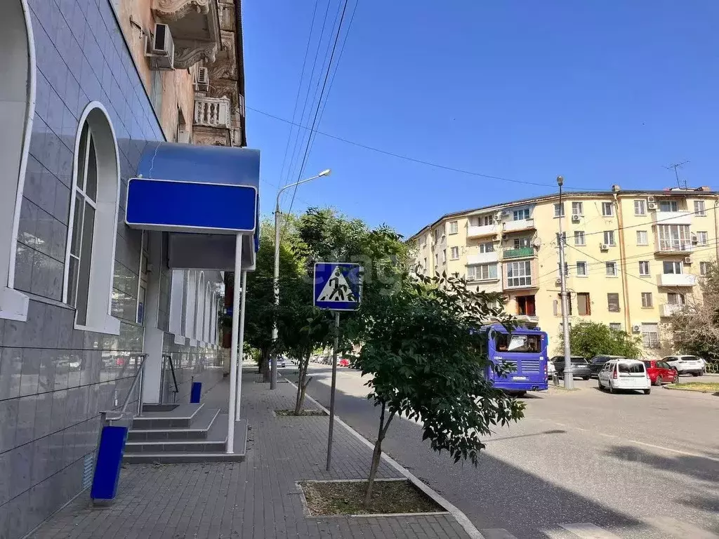 3-к кв. Астраханская область, Астрахань ул. Ленина, 50 (81.4 м) - Фото 0