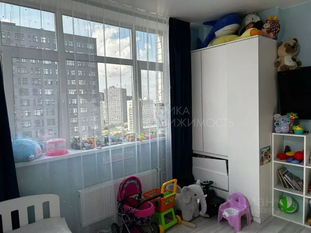 2-к кв. Тюменская область, Тюмень ул. Тимофея Чаркова, 87 (46.3 м) - Фото 0