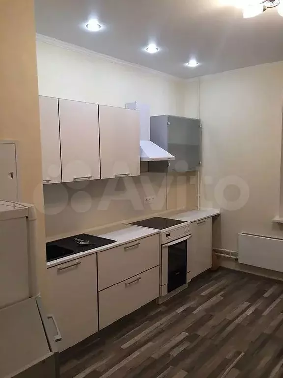 2-к. квартира, 58 м, 4/18 эт. - Фото 0