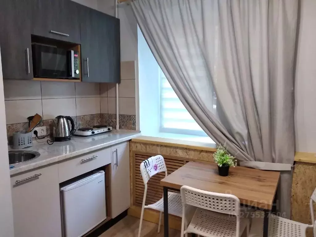 1-к кв. Удмуртия, Ижевск Пушкинская ул., 240 (18.0 м) - Фото 0