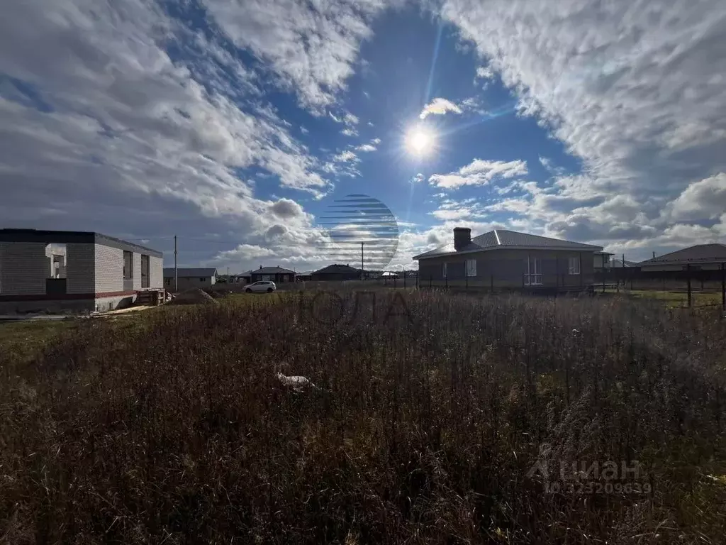 Участок в Татарстан, Лаишевский район, Егорьевское с/пос, д. Кзыл-Иль  ... - Фото 2