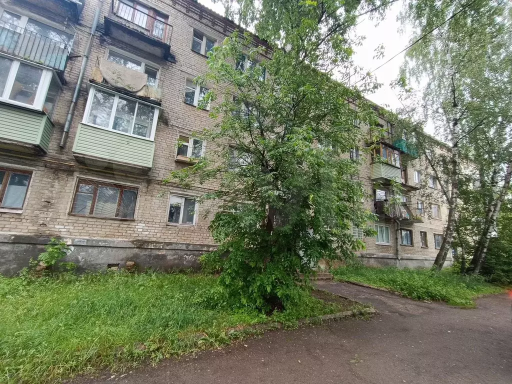 Комната 14 м в 5-к., 2/4 эт. - Фото 0