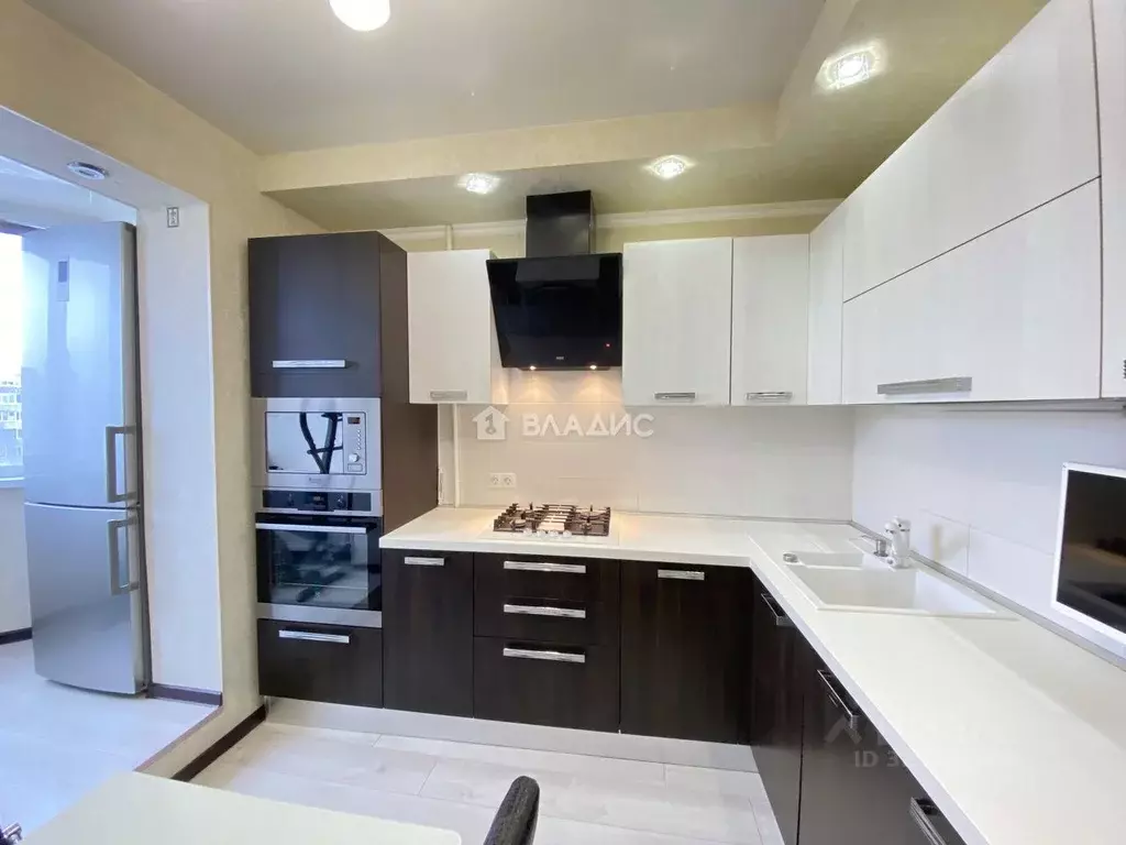 2-к кв. Владимирская область, Владимир ул. Безыменского, 6 (54.0 м) - Фото 2