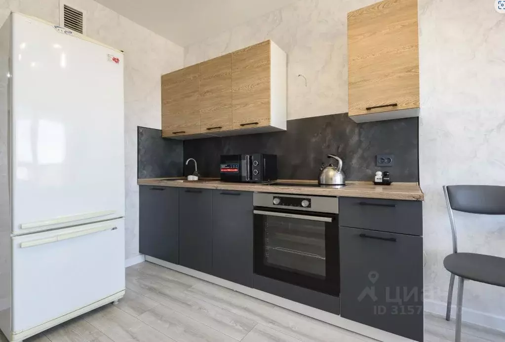 1-к кв. Татарстан, Казань ул. Братьев Батталовых, 20А (35.0 м) - Фото 1