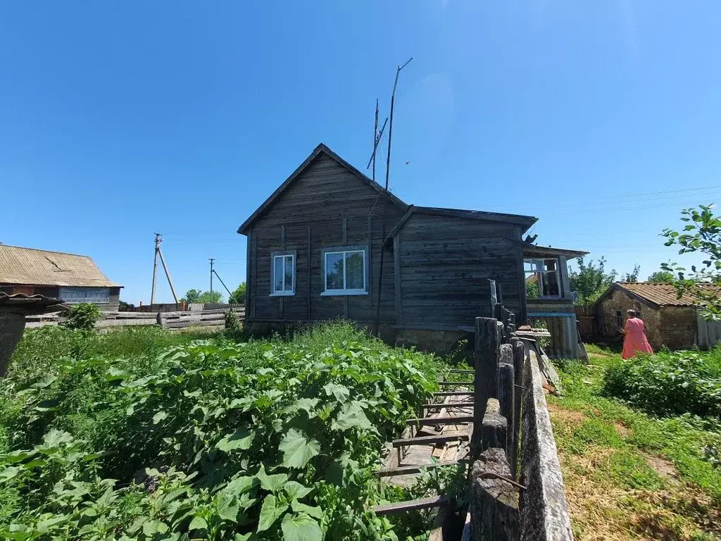 Дом в Волгоградская область, Дубовский район, Стрельношироковское ... - Фото 0