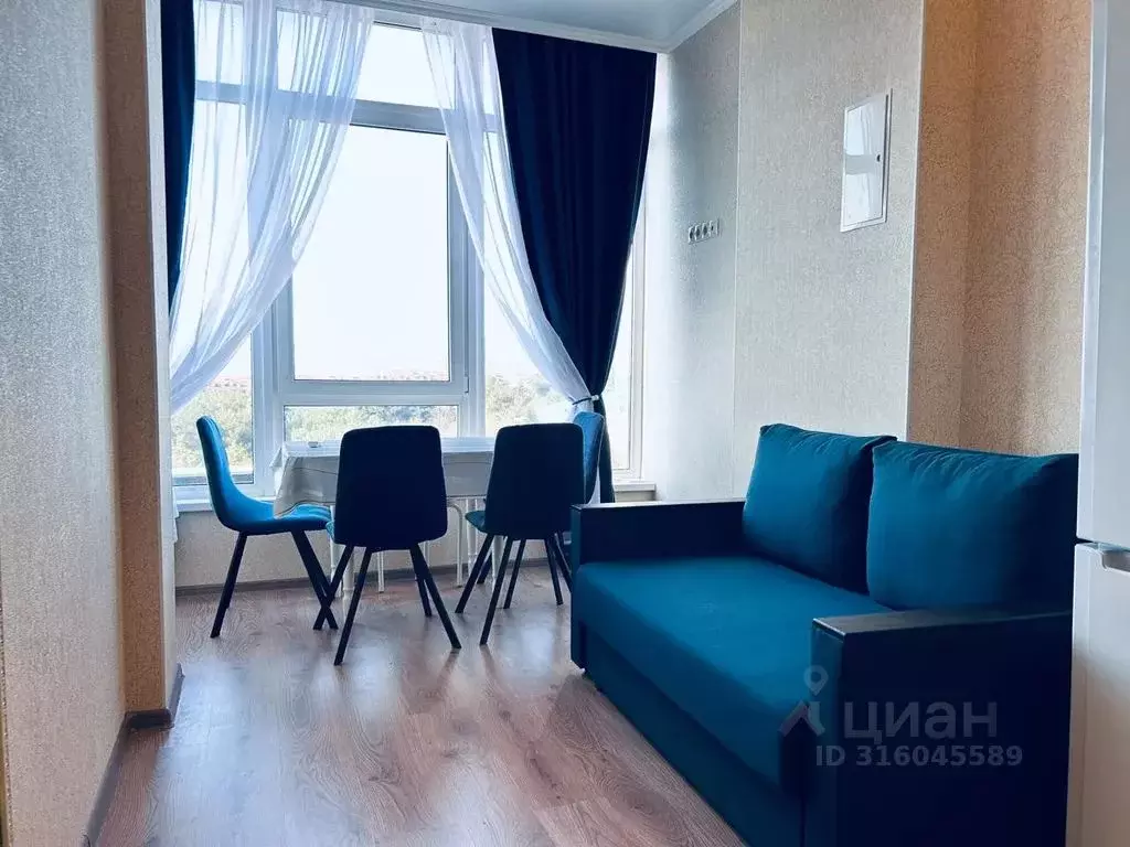 1-к кв. Краснодарский край, Геленджик Туристическая ул., 4А (50.0 м) - Фото 0