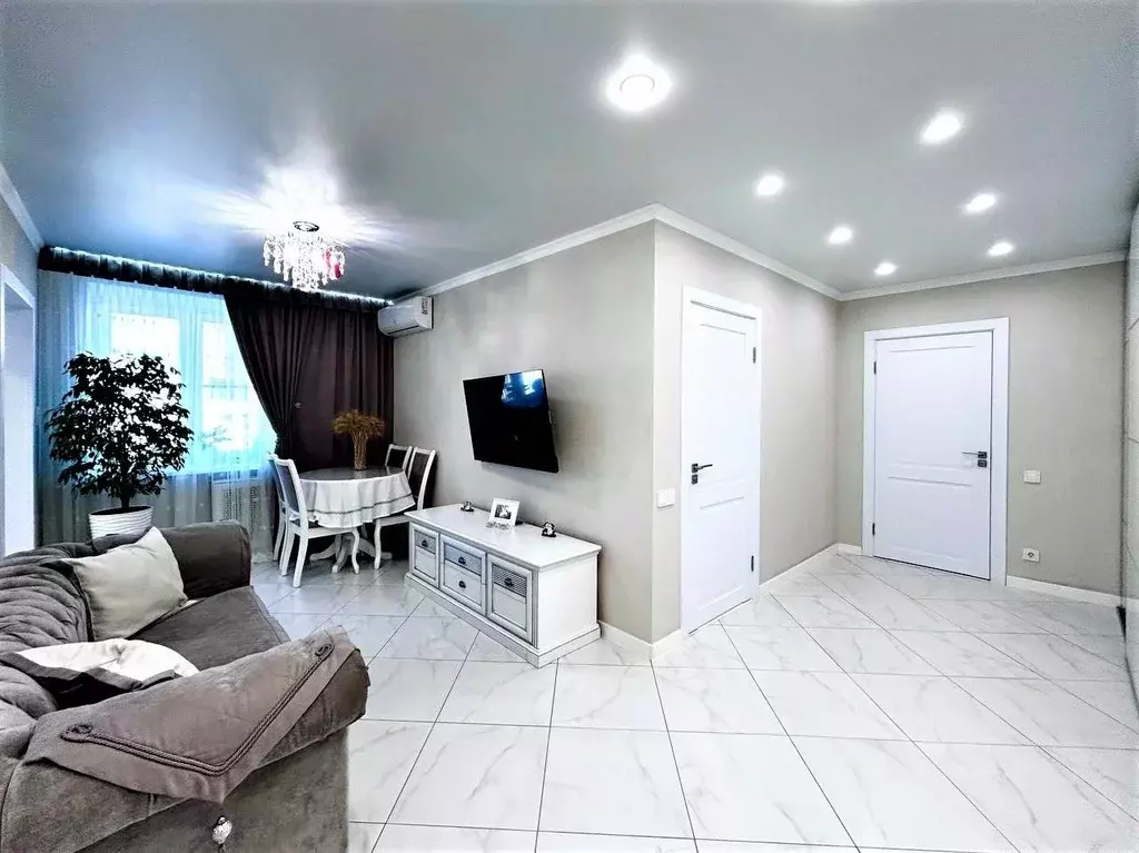 3-к кв. Башкортостан, Уфа ул. Гафури, 17 (56.0 м) - Фото 2