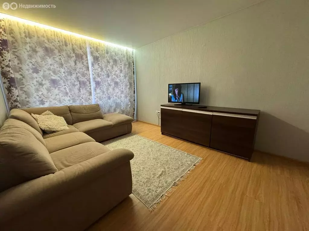 2-комнатная квартира: Калининград, улица Космонавта Леонова, 48А (43 ... - Фото 1