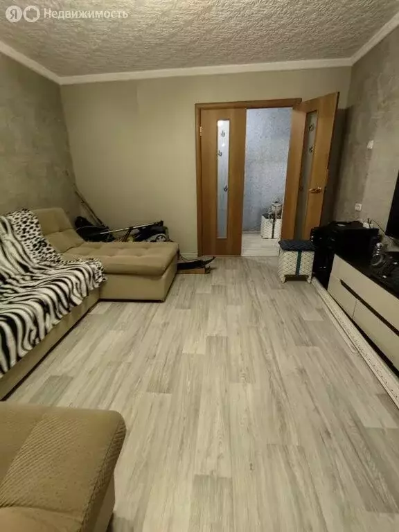 3-комнатная квартира: Усть-Илимск, улица Энгельса, 29 (63.5 м) - Фото 1