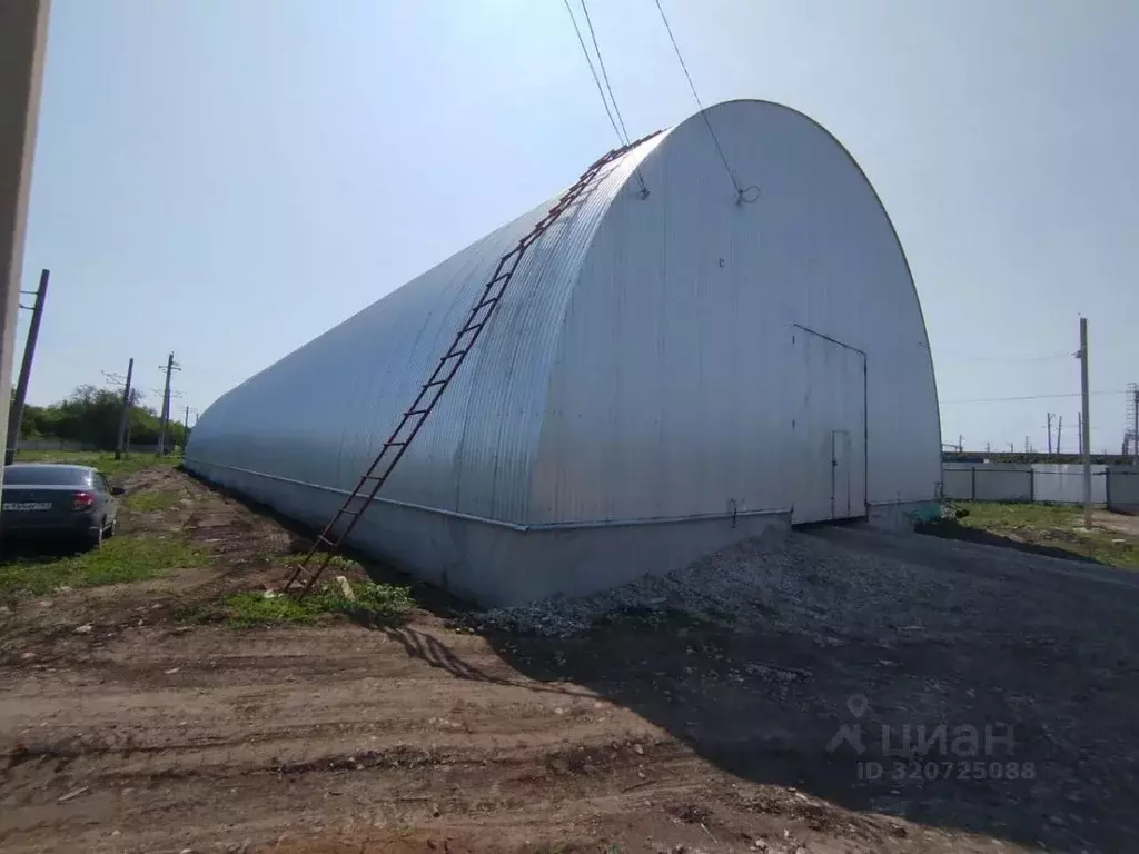 Склад в Самарская область, Кинель Первомайская ул., 1 (1000 м) - Фото 1