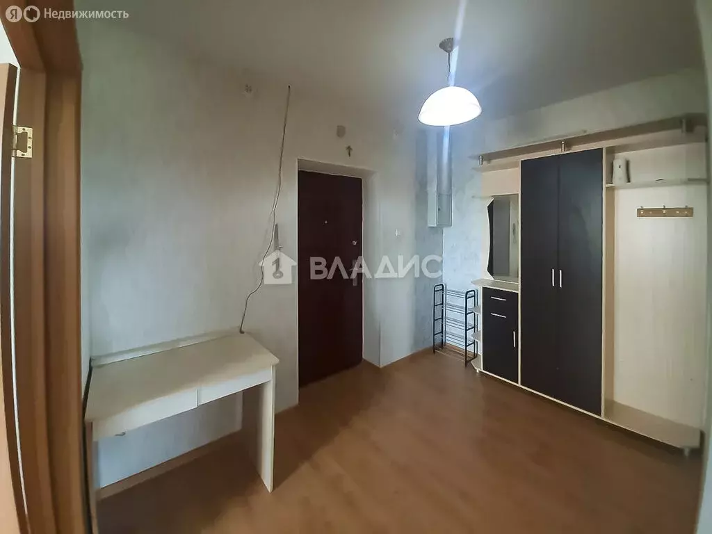 2-комнатная квартира: Хабаровск, улица Шатова, 2 (58.5 м) - Фото 1