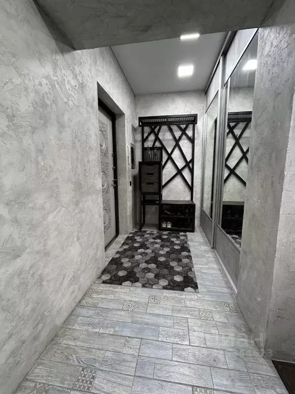 3-к кв. Саратовская область, Энгельс ул. Тельмана, 26 (92.9 м) - Фото 0