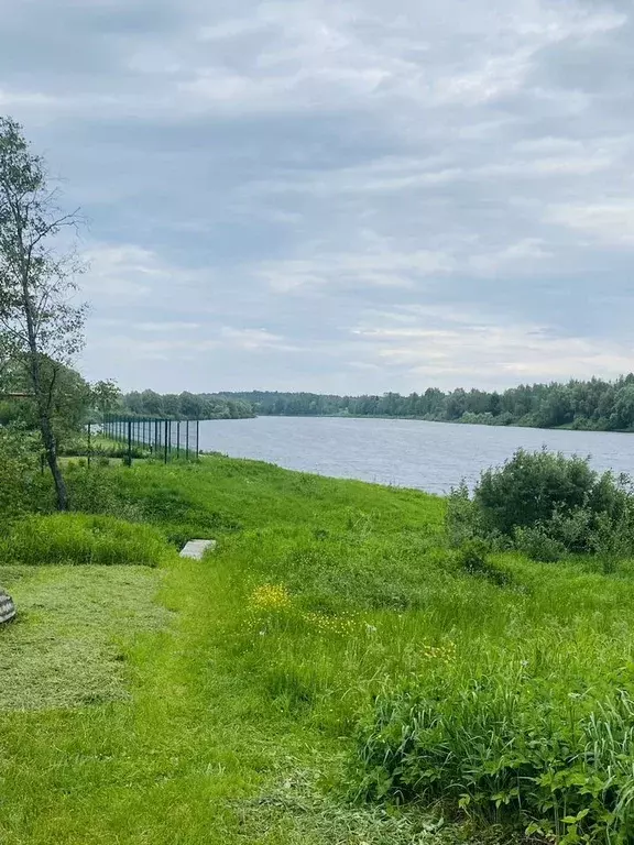 Дом в Новгородская область, Новгородский район, Савинское с/пос, д. ... - Фото 0
