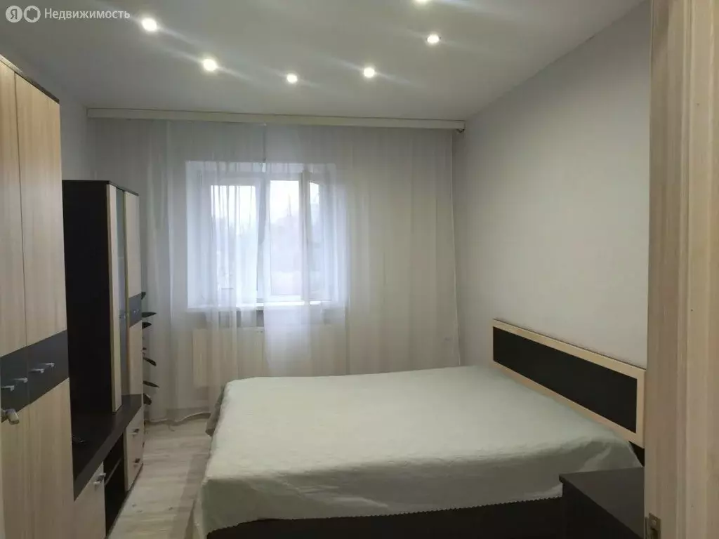 2-комнатная квартира: Калининград, проспект Калинина, 13 (37 м) - Фото 1