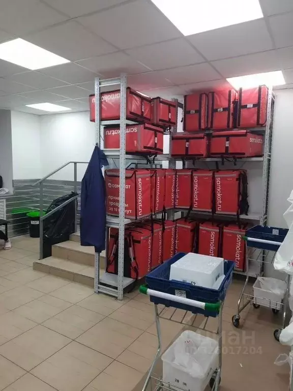 Торговая площадь в Санкт-Петербург пл. Конституции, 1к2 (255 м) - Фото 2