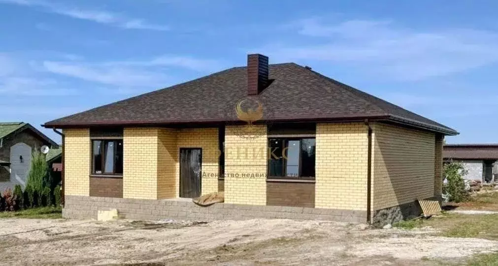 Дом в Белгородская область, Белгородский район, Тавровское с/пос, с. ... - Фото 1