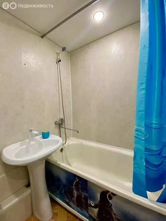 1-комнатная квартира: Энгельс, улица 148-й Черниговской Дивизии, 8 ... - Фото 1