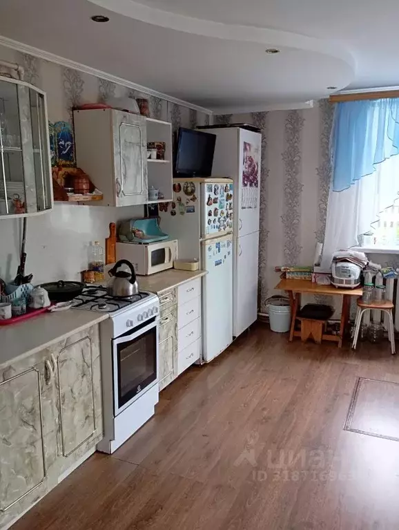 Дом в Омская область, Омский район, с. Красноярка ул. Железного (70 м) - Фото 1