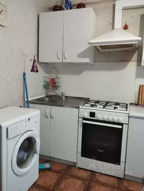 3-к кв. Московская область, Клин городской округ, пос. Зубово ул. ... - Фото 2