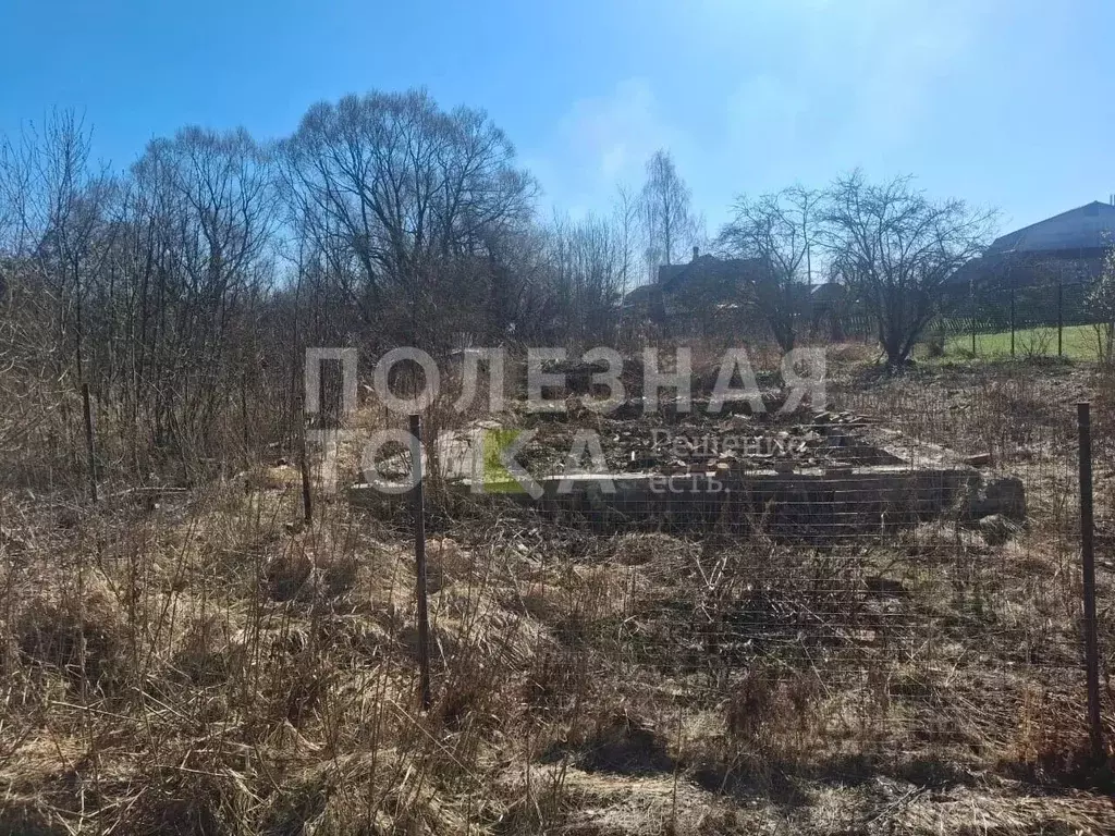 Участок в Новгородская область, Боровичи Крестьянская ул. (7.4 сот.) - Фото 1