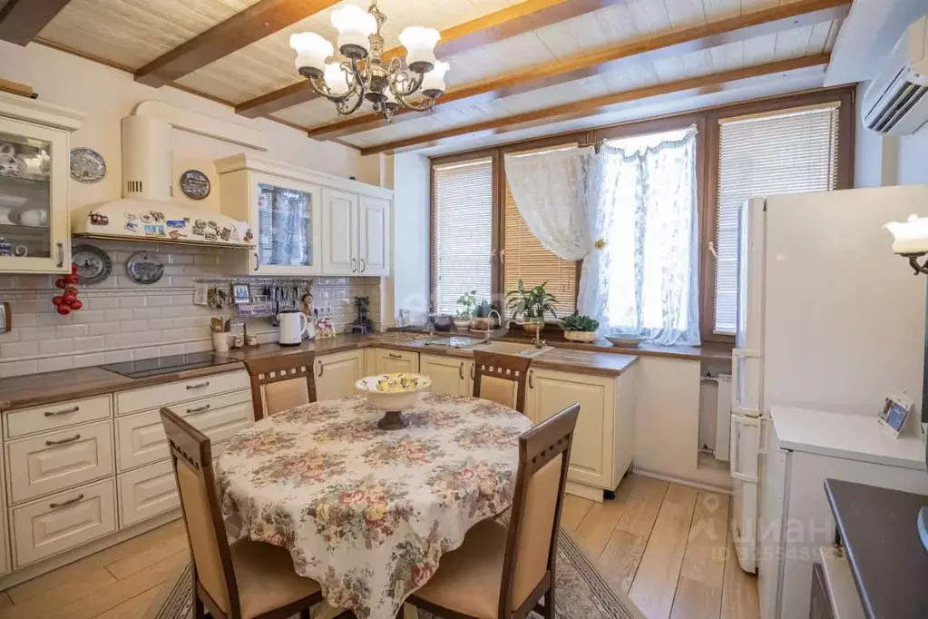 3-к кв. Тюменская область, Тюмень ул. Малыгина, 59 (127.9 м) - Фото 1