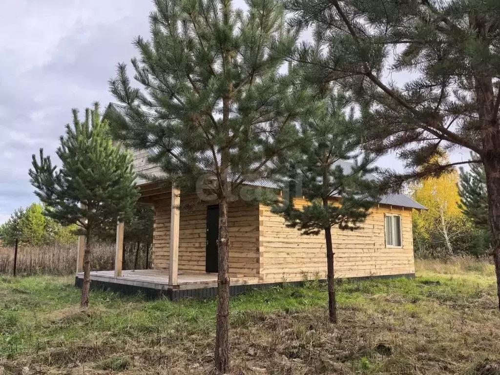 Дом в Тюменская область, Тюменский муниципальный округ, д. Елань  (67 ... - Фото 1