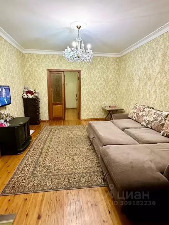 3-к кв. Дагестан, Махачкала ул. Аскерханова, 15Б (94.0 м) - Фото 1