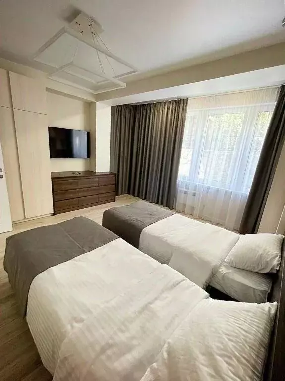 2-к кв. Крым, Алушта муниципальный округ, с. Рыбачье ул. Прибрежная, ... - Фото 1