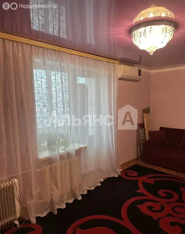 3-комнатная квартира: Белая Калитва, улица Машиностроителей, 1/1 (48 ... - Фото 1