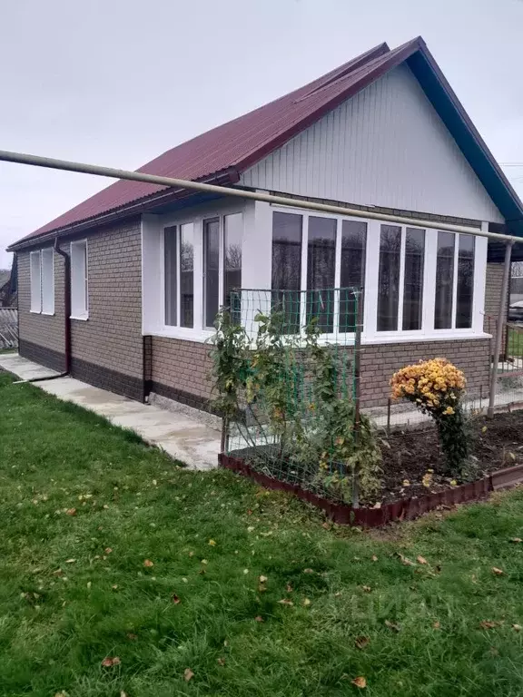 Дом в Орловская область, Орловский муниципальный округ, пос. Добрый  ... - Фото 0