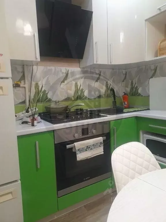 2-к кв. Белгородская область, Старый Оскол Интернациональный мкр, 38 ... - Фото 1