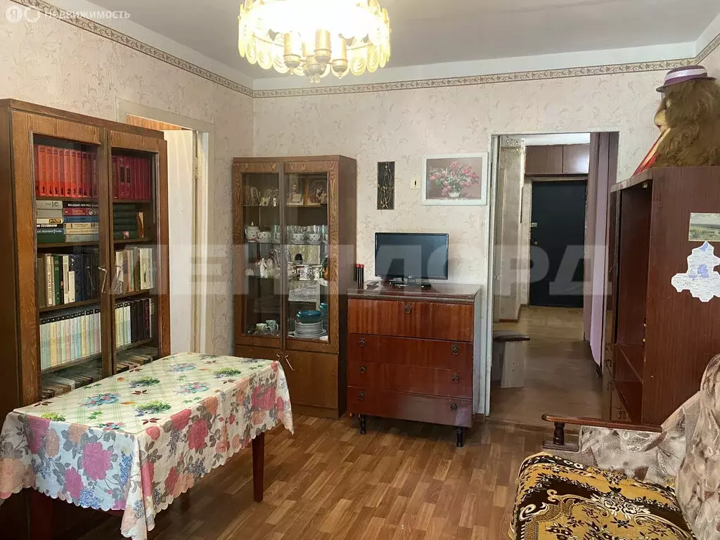 3-комнатная квартира: Новочеркасск, улица Калинина, 43 (52 м) - Фото 1