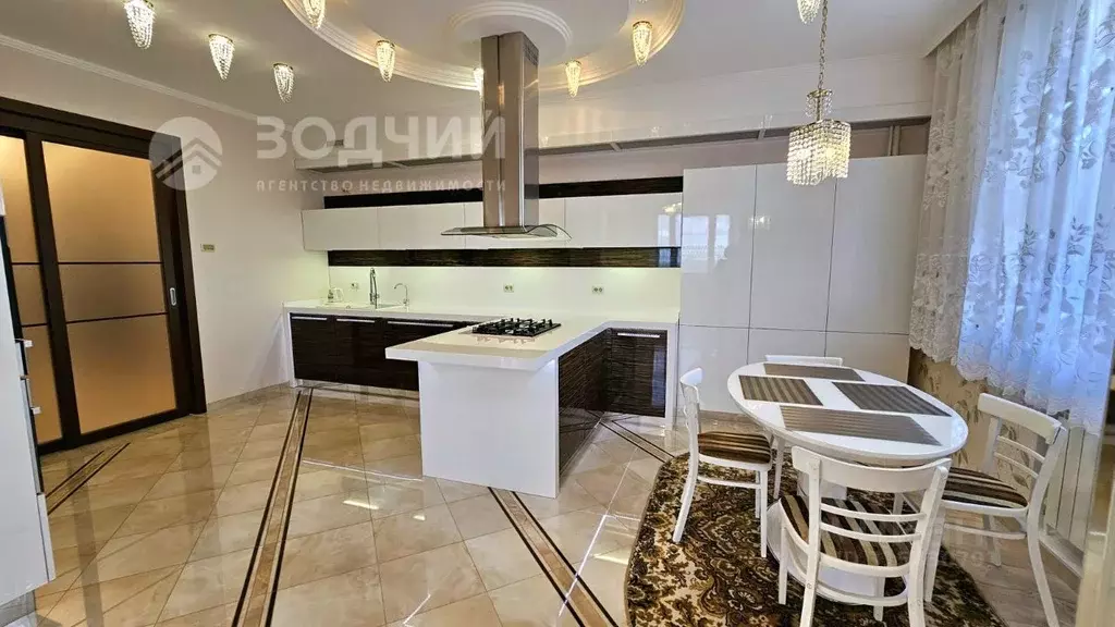4-к кв. Чувашия, Чебоксары ул. Алексея Талвира, 32 (174.0 м) - Фото 0