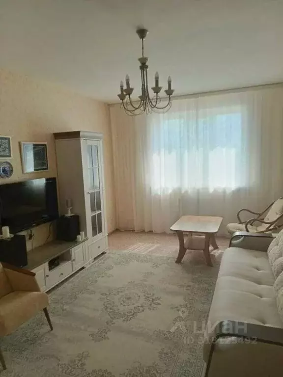 3-к кв. Саратовская область, Энгельс ул. Маяковского, 47 (94.3 м) - Фото 1