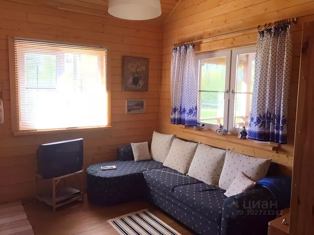 Дом в Тверская область, Калязинский муниципальный округ, с. Спасское ... - Фото 1