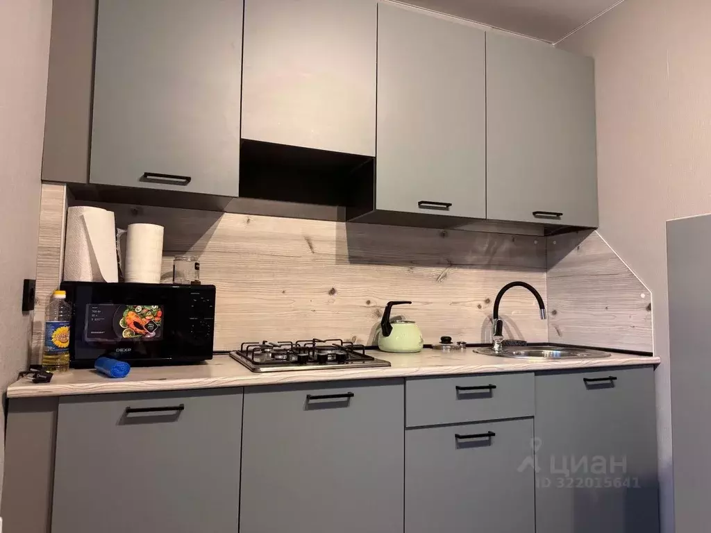 2-к кв. Вологодская область, Череповец Комсомольская ул., 27 (50.0 м) - Фото 2