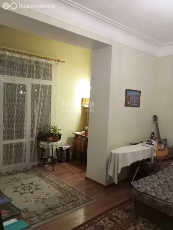 2-комнатная квартира: Феодосия, улица Ленина, 5 (58 м) - Фото 2