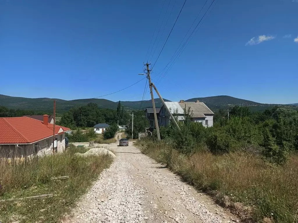 Участок в Севастополь с. Орлиное, пер. Западный, 6 (14.0 сот.) - Фото 0
