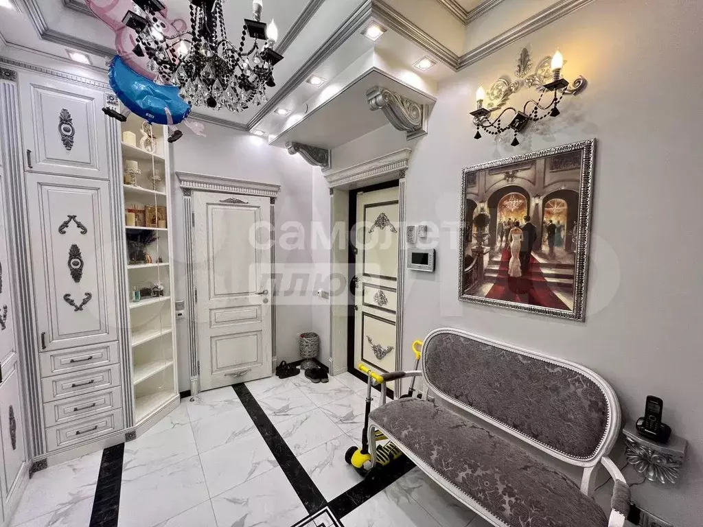 4-к. квартира, 175,6 м, 24/48 эт. - Фото 1