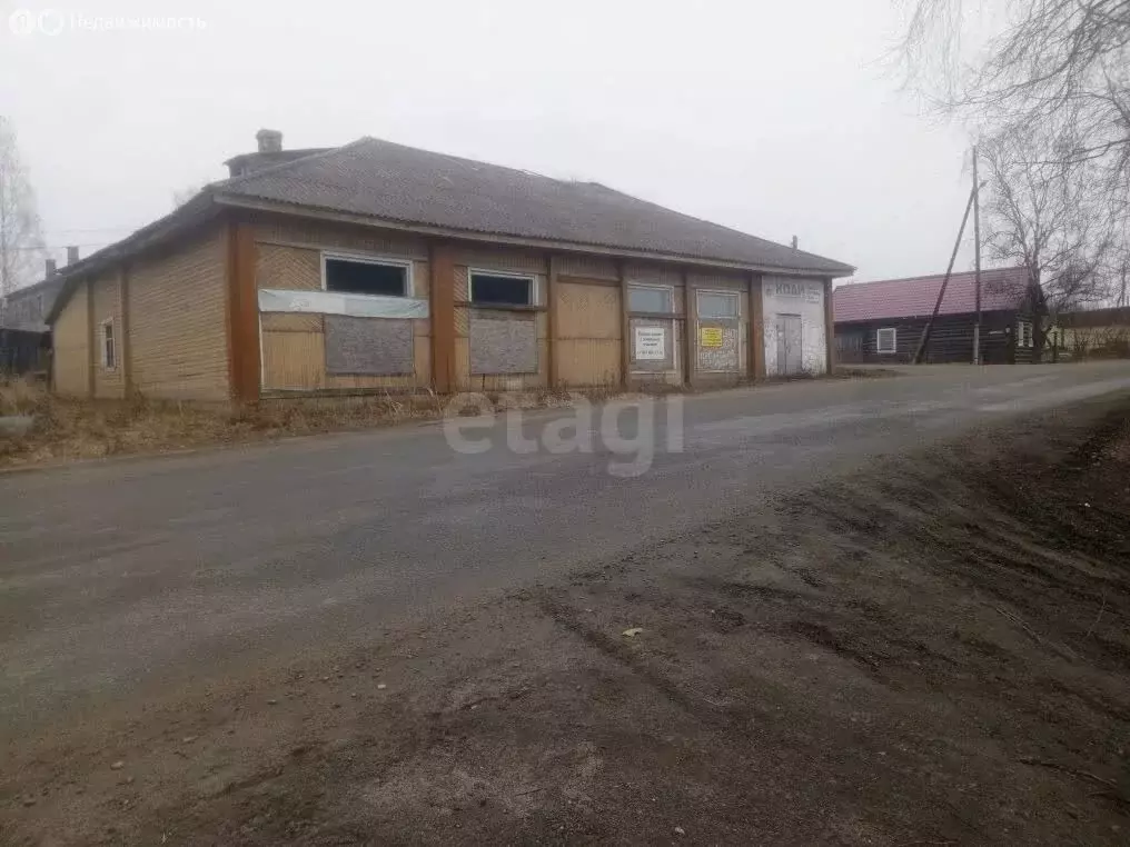 Дом в село Великая Губа, Октябрьская улица (233.2 м) - Фото 1